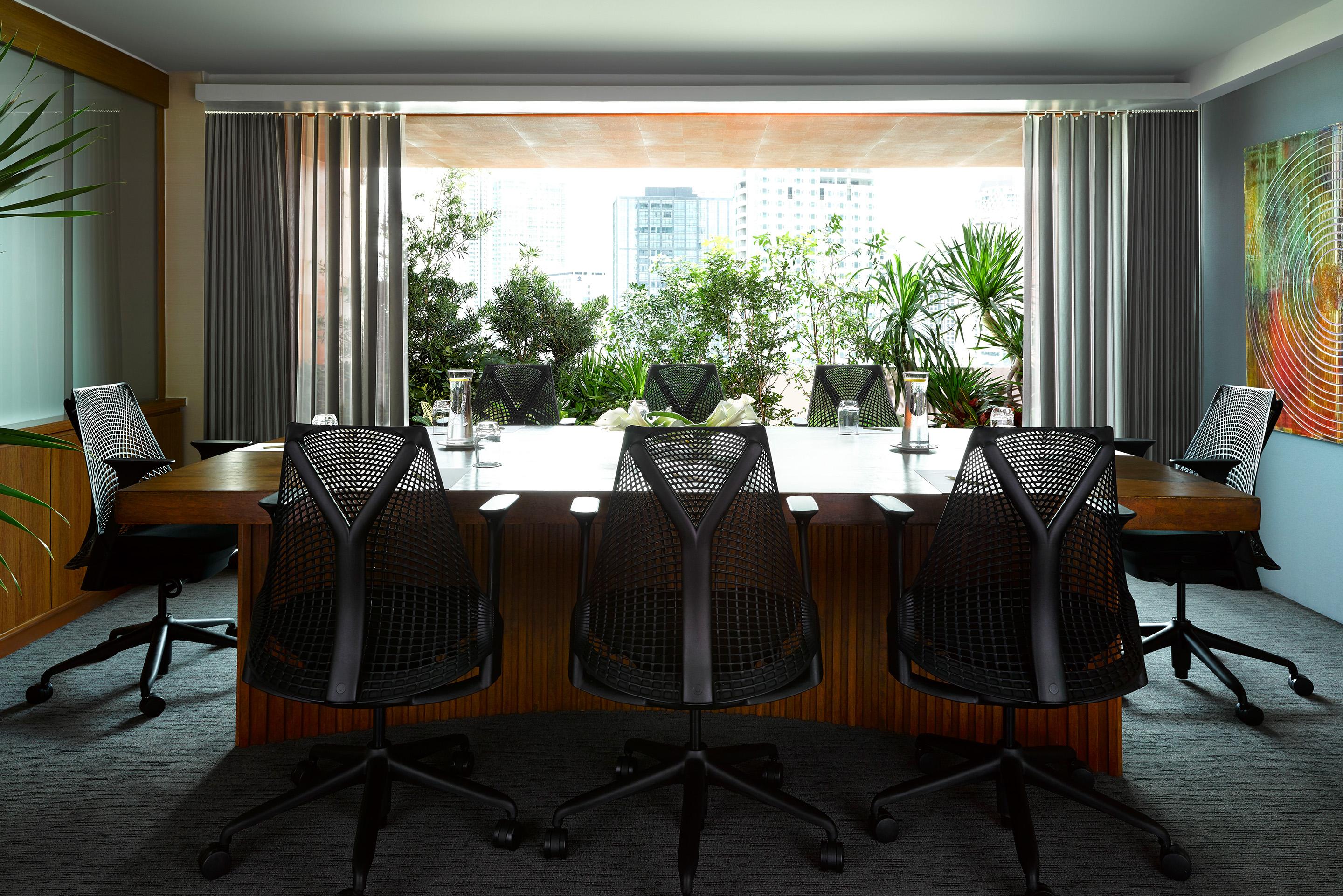 Hotel Dusit Thani Manila Makati City
