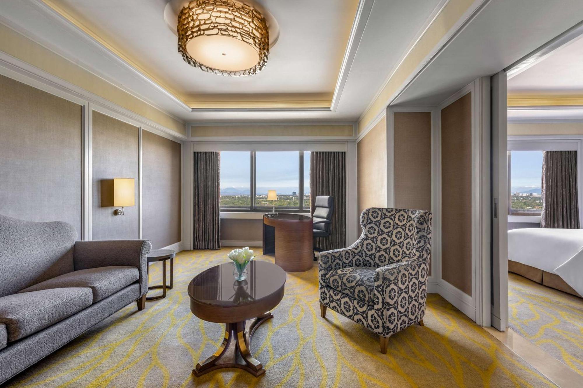 Hotel Dusit Thani Manila 5*