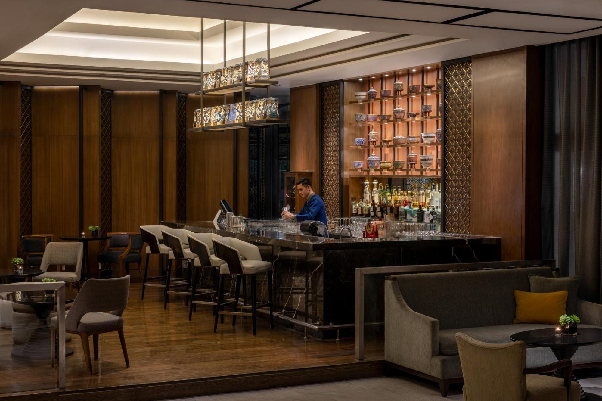 Hotel Dusit Thani Manila Makati City