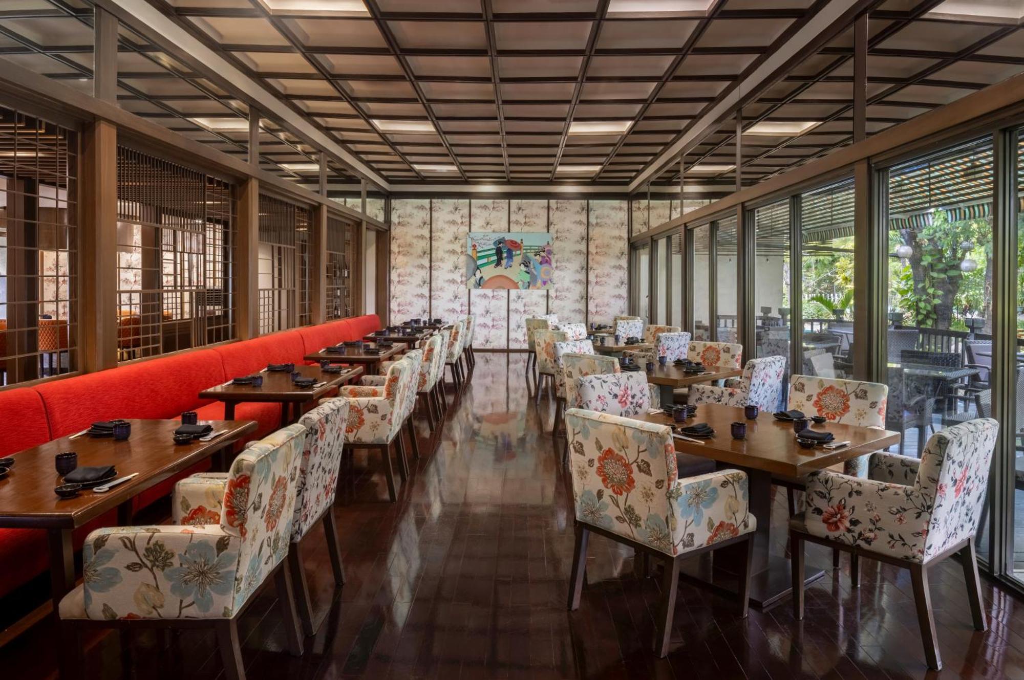 Dusit Thani Manila 5*